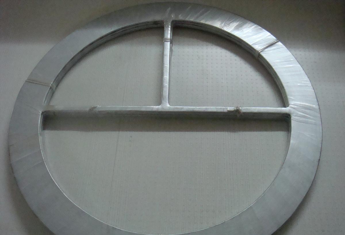 Gasket with a single pass partition